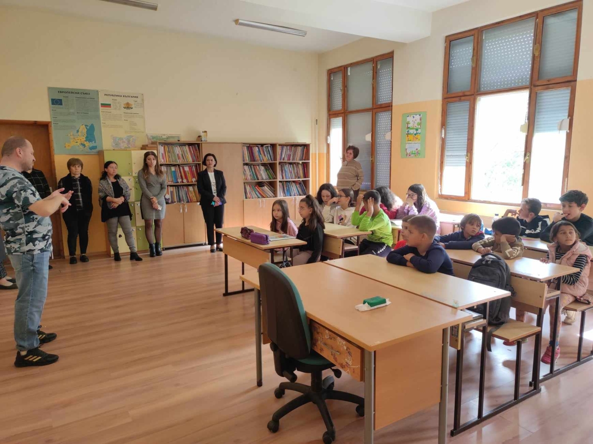 Действия на педагогическия и непедагогическия персонал при наводнение