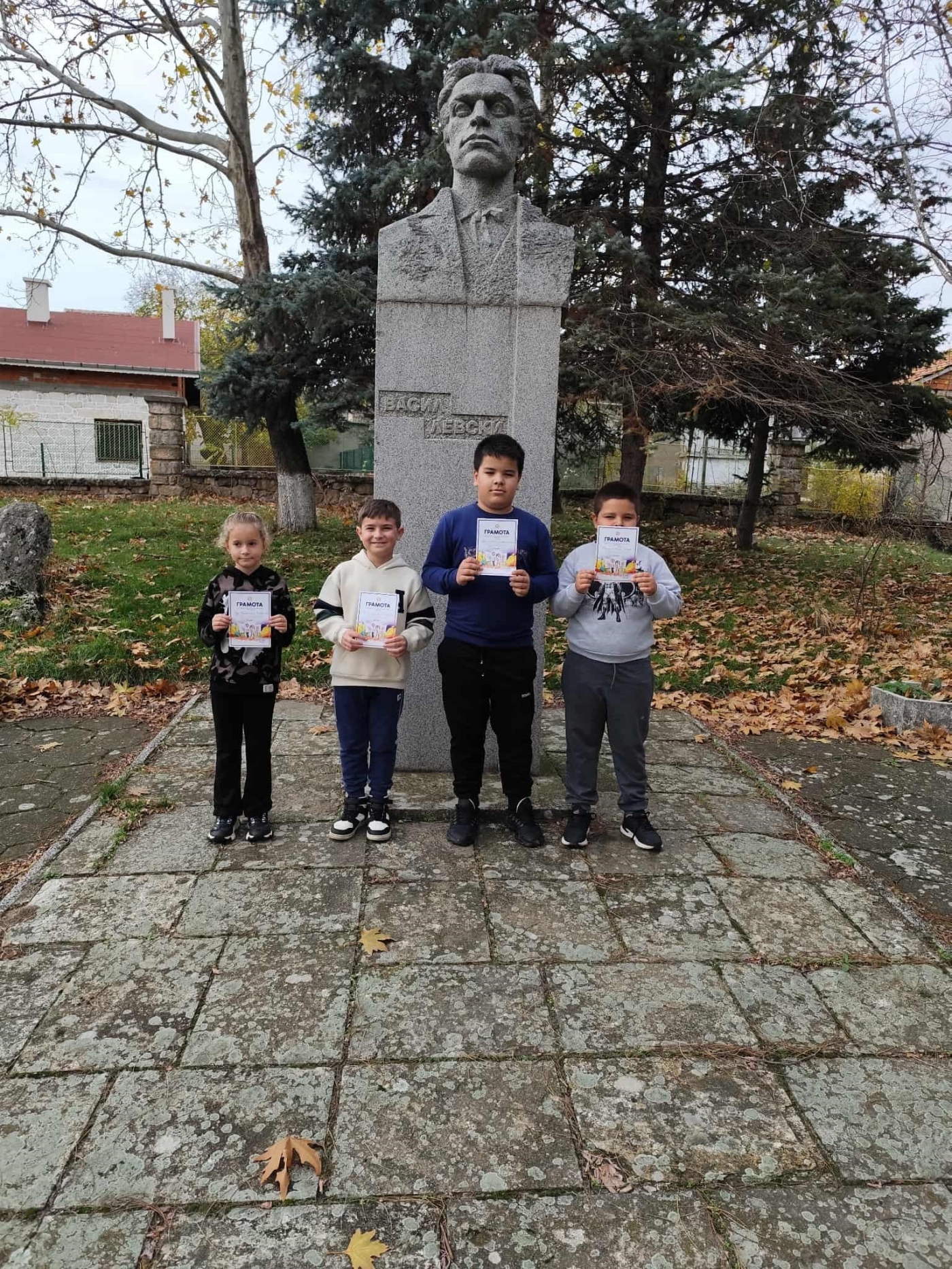 Горди сме с успехите на малките ни художници!